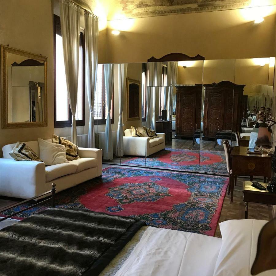 Le Stanze Degli Angeli, Room & Breakfast โบโลญญา ภายนอก รูปภาพ